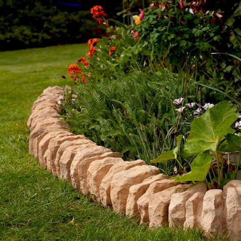 Traditional Stone Border Edging - Pale Cotswold