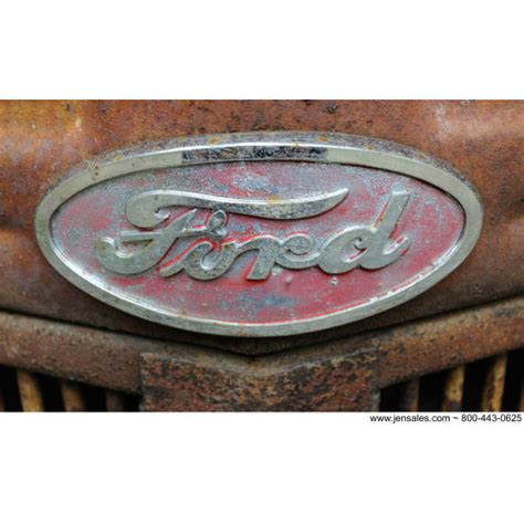 Ford Tractor emblem T-shirt | Jensales Manuals