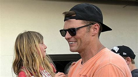 Tom Brady With Daughter Vivian At Horseback Riding Lessons: Photos ...