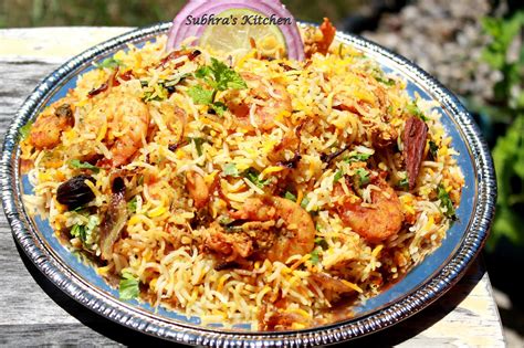 Subhra's Kitchen: Hyderabadi Prawn Biryani