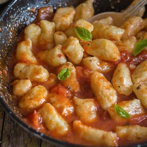 Delicious and Easy Homemade Potato Gnocchi Recipe - Try It Today!