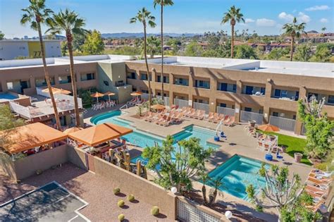 Top Hotels in Phoenix, AZ from $70 - Expedia