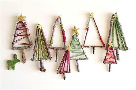 How to make mini twig Christmas tree decorations | Mini christmas tree decorations, Eco friendly ...