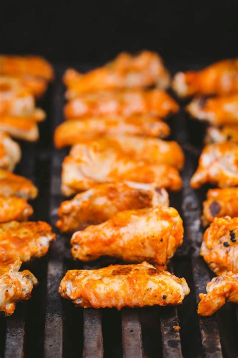 how to make perfectly grilled buffalo chicken wings - plays well with ...