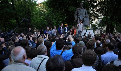 Russia: Anti-Putin protesters on trial for Bolotnaya Square ...