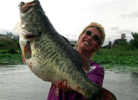 Hilarious Fishing Photos We're Glad Were Caught On Camera | ArticlesVally