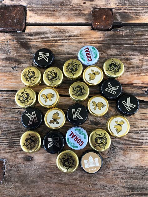 Used Crown Caps set of 20 Beer bottle crown corks crafting | Etsy