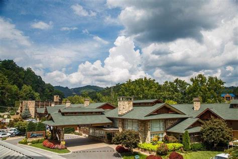 Hotels In Downtown Gatlinburg | Book from 47 Stay Options @Best Price