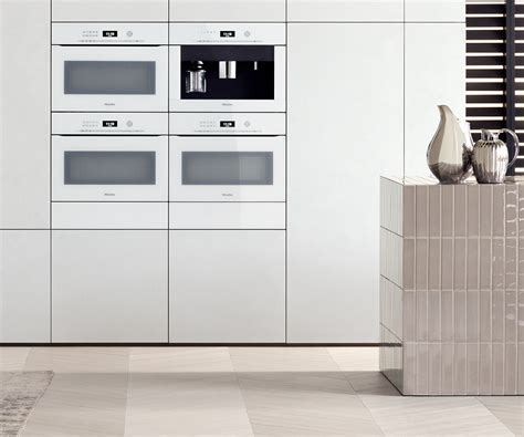 ArtLine built-in appliances with Touch2Open » Miele