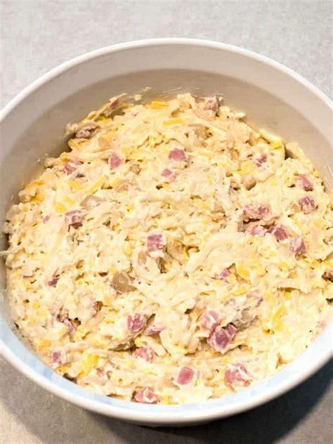 Easy Cheesy Ham and Hash Brown Casserole - The Pudge Factor