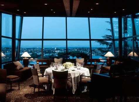 35 Most Amazing Restaurants With A View. #25 Is INSANE. | Seattle restaurants, Romantic seattle ...