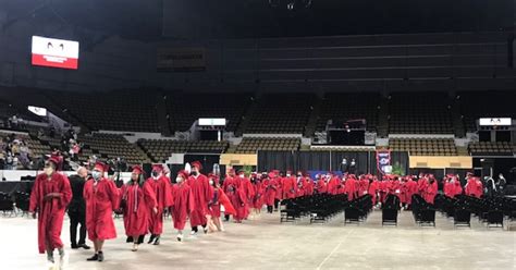 MPS celebrates Pulaski High School graduates