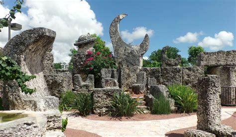 Secrets of the Coral Castle, Florida: An Early 20th Century Marvel