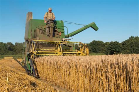 Evolution of Farm Combine and Its Advantages | Estes Performance Concaves