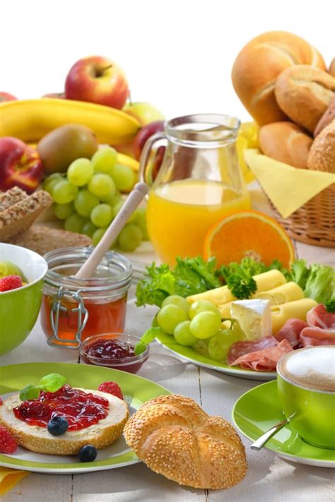 The effects of skipping breakfast depend on your weight