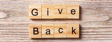 5 ways to get your team involved in giving back to Orange County charities