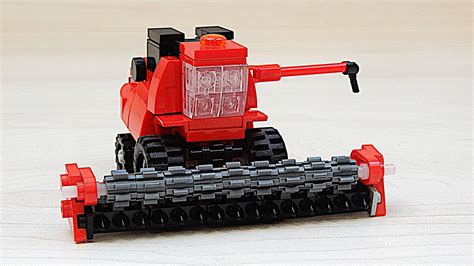 Small Lego Combine Harvester with Header Trailer (MOC - 4K) | Combine ...