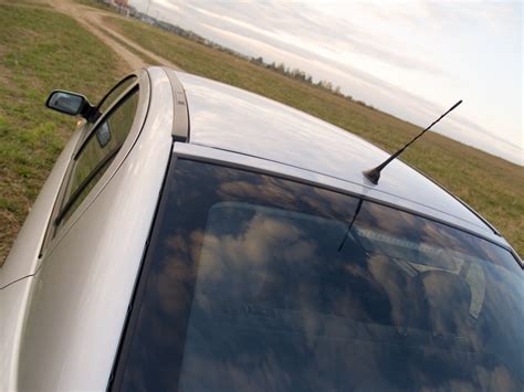 5 Essential Things to Know About Your Car’s Antenna Cables and Masts ...