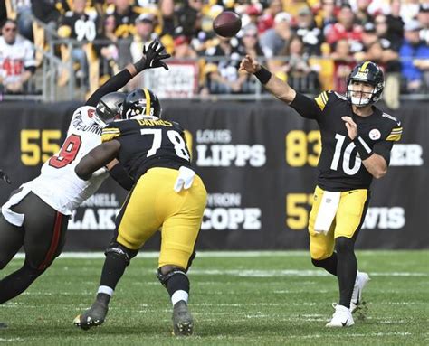 5535105_web1_ptr-SteelersBucs23-101722