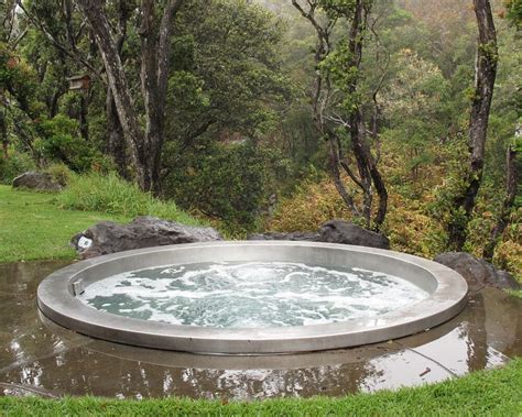 Stainless Steel Spa & Hot Tub - Luxury Hot Tubs | Diamond Spas