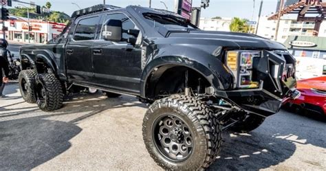 Diesel Brothers 6×6 Widebody Super Duty Ford F550 Truck - VIRAL ZONE 24