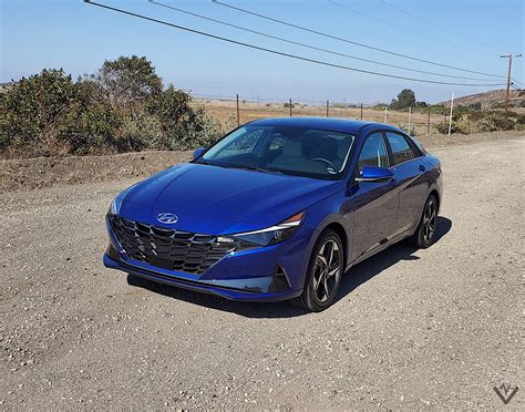 2021 Hyundai Elantra Hybrid first drive review: The eye-catching ...