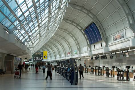 Toronto Pearson named best large airport in North America - Skies Mag