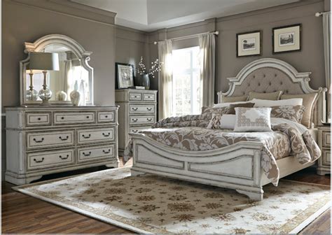 Liberty Furniture Magnolia Manor 4 Piece Antique White Queen Upholstered Bedroom Set | Arthur F ...