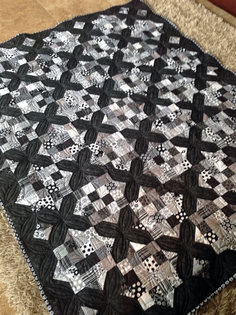 Modern Black And White Quilt Patterns - Pattern.rjuuc.edu.np