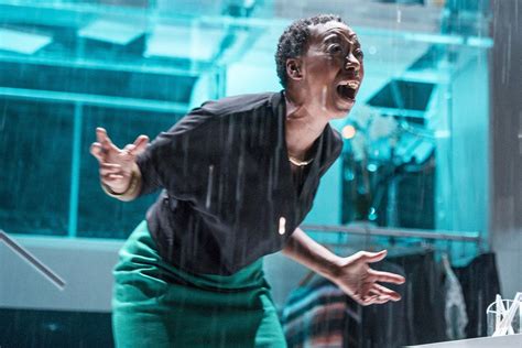 Linda, theatre review: Noma Dumezweni gives heartfelt and wise ...