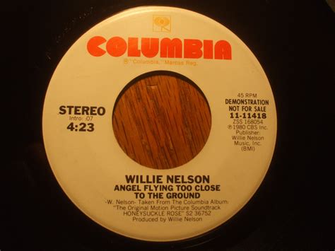 Willie Nelson – Angel Flying Too Close To The Ground (1980, Vinyl ...