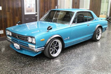 Nissan Skyline 72 - reviews, prices, ratings with various photos