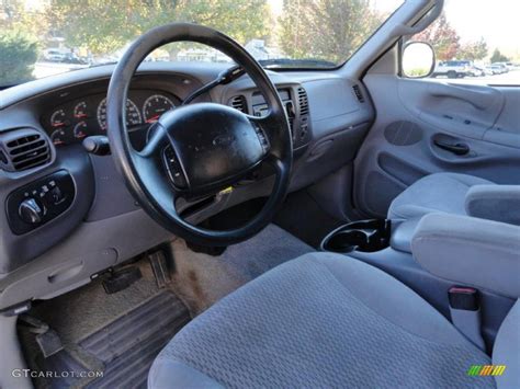 Medium Graphite Interior 1997 Ford F150 XLT Extended Cab 4x4 Photo #39917551 | GTCarLot.com