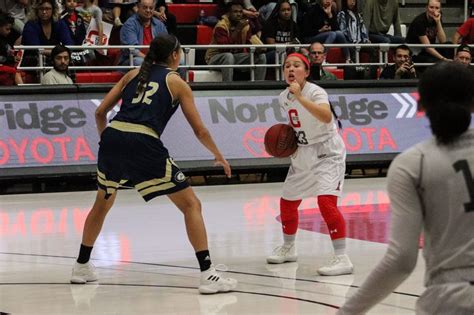 UC Davis ruins Senior Night for women’s basketball – Daily Sundial