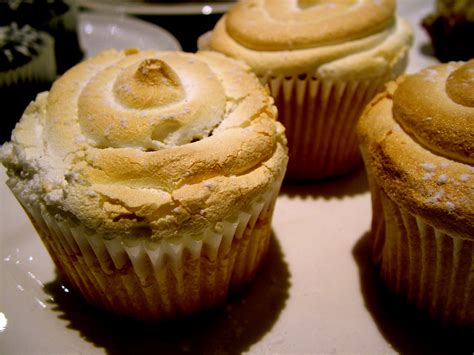 File:Lemon Meringue Muffins 01.jpg - Wikipedia