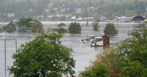 New rain warning issued for Scotland after flooding turns railways into ...