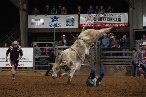 Tejas Rodeo Photos - Sara Winder Photography