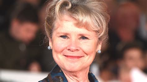 Fans Just Got A First Look At Imelda Staunton As Queen Elizabeth II In ...