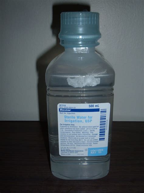 File:Baxter sterile water for irrigation.JPG - Wikimedia Commons