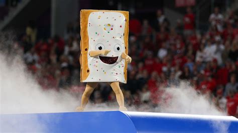 An edible Pop-Tart mascot and a mayo bath: This year’s college football bowl games are full of ...