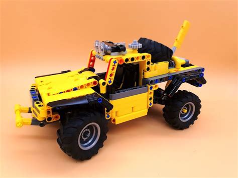 LEGO MOC 42122 alternate: trophy truck by alter-lego | Rebrickable ...