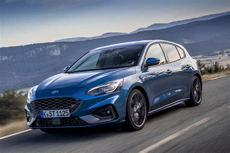 Ford likes it hot with new Focus ST | Eurekar