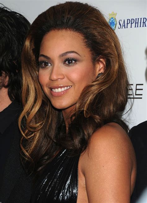 2011 Hairstyles Pictures: Beyonce Knowles Hairstyles - Beyonce KnowlesBiography