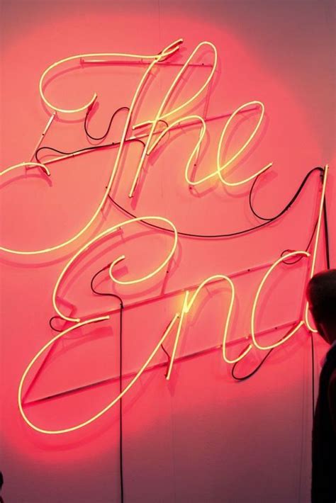 Red Neon Sign "The End" | Diseño de la señalización, Iluminación de neón, Letrero de neón