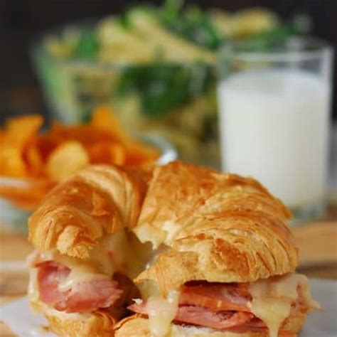 The Best Ham And Cheese Croissants - The Gunny Sack