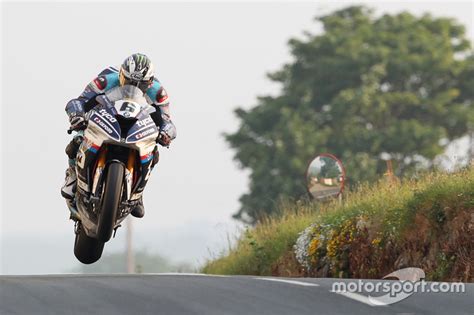 Michael Dunlop pays emotional tribute to late brother William