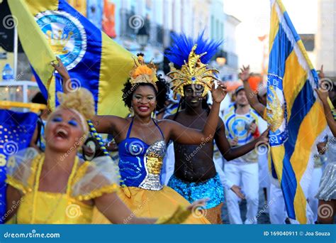 Samba School at the Salvador Carnival Editorial Photo - Image of parade ...