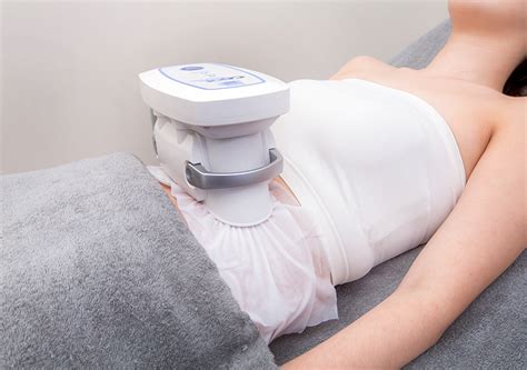 Cryolipolysis: Reshaping Body Contours - Women Fitness