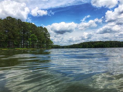 Beautiful day in May on Lake Oconee near Greensboro Georgia | Lake ...