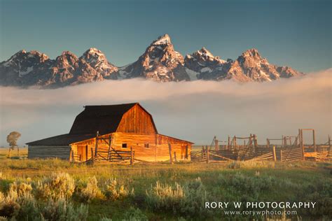 Mormon Row Barn Sunrise | Rory W Photography